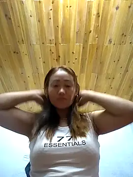 Snapshot of Dung_x chatting on 10-15-25, 09:48 Dung x online show from 10-15-25, 09:48