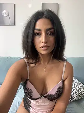 Mia spicyy online show from 10-12-25, 08:35