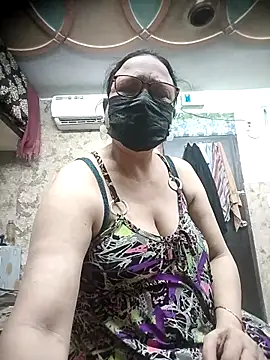 thehotlady online show from 10-04-25, 09:29