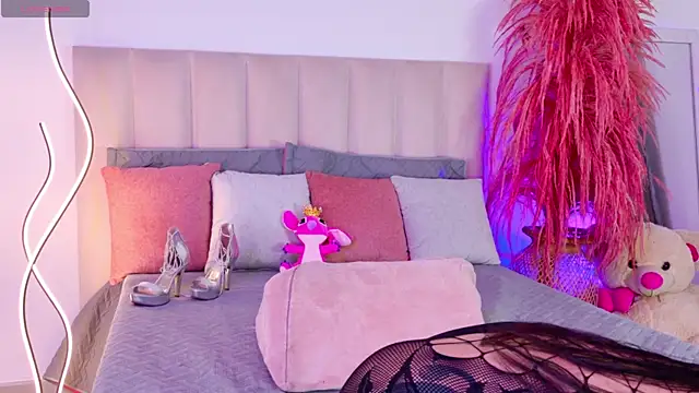 Snapshot of sofiawalker chatting on 09-22-25, 07:27 sofiawalker online show from 09-22-25, 07:27