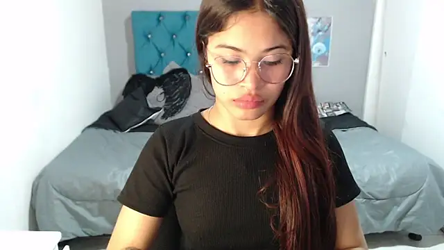 Snapshot of mia_sexgirl chatting on 02-16-26, 12:34 mia sexgirl online show from 02-16-26, 12:34