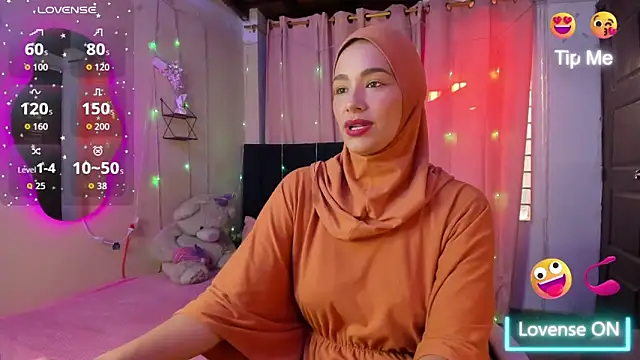 ShanaJamil online show from 12-22-25, 12:13