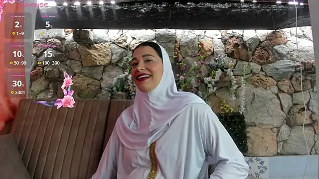 Snapshot of ShanaJamil chatting on 06-09-26, 12:17 ShanaJamil online show from 06-09-26, 12:17