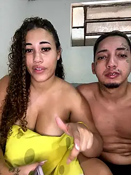 Snapshot of CasalMaldoso01 chatting on 01-11-26, 07:52 CasalMaldoso01 online show from 01-11-26, 07:52