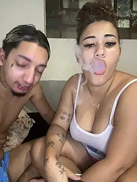 Snapshot of CasalMaldoso01 chatting on 02-11-26, 01:43 CasalMaldoso01 online show from 02-11-26, 01:43