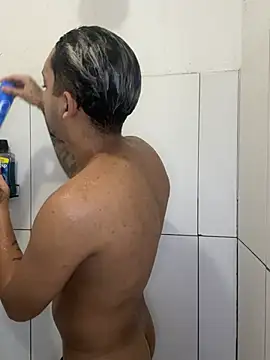 Snapshot of CasalMaldoso01 chatting on 03-06-26, 02:41 CasalMaldoso01 online show from 03-06-26, 02:41