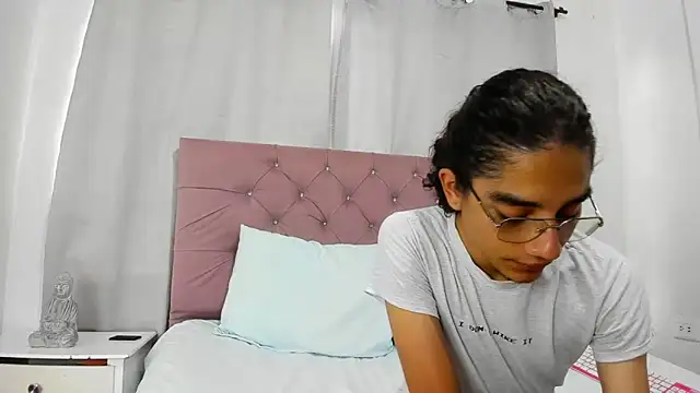 EthanBlackwoodd online show from 03-17-26, 08:01