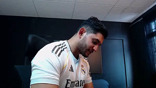 RichardMilleer online show from 01-06-26, 01:48