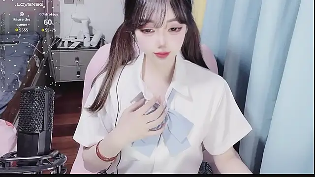 Lucky Cici online show from 07-25-26, 07:33