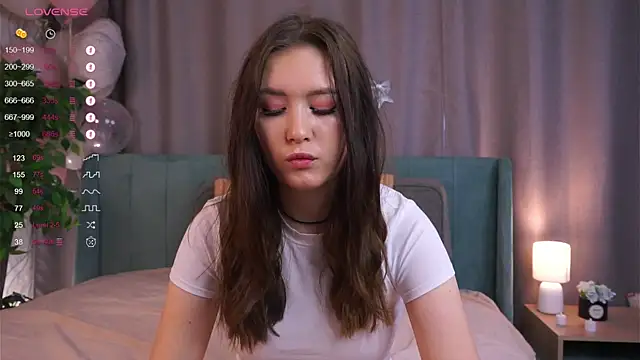 AlinaOrf online show from 11-17-25, 05:02