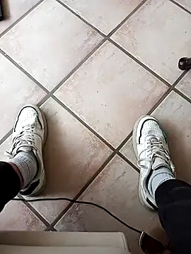 fullystroked online show from 10-24-25, 09:49