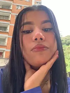 MayaScott11 online show from 11-05-25, 07:03