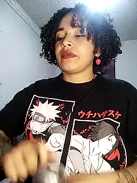 Snapshot of Julie_wallace chatting on 11-11-25, 09:37 Julie wallace online show from 11-11-25, 09:37