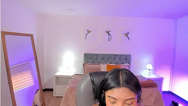 Sofia collen  online show from 10-29-25, 07:48