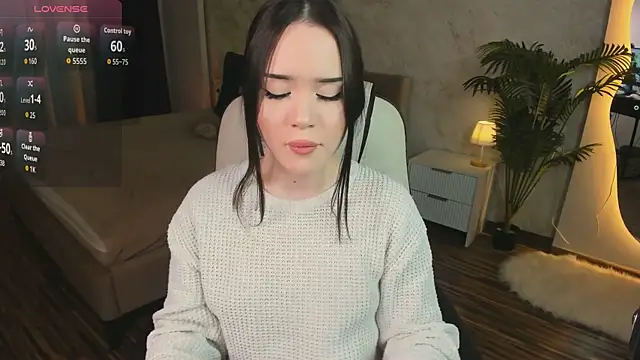 Snapshot of _spicygirl chatting on 09-20-25, 01:45  spicygirl online show from 09-20-25, 01:45