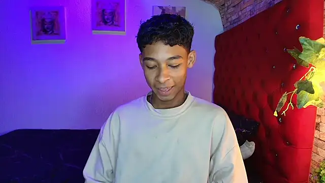 CoffeNaughty nom online show from 11-18-25, 03:12