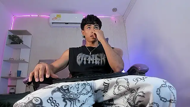 Jaycob Black1 online show from 09-20-25, 10:00