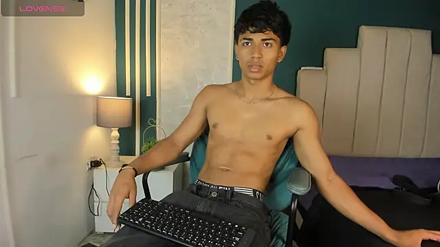 Jaycob Black1 online show from 10-02-25, 12:23