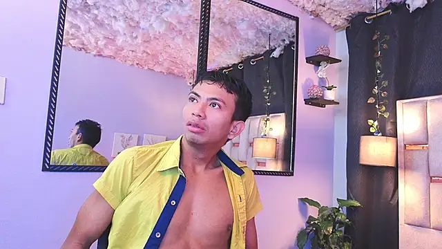 Snapshot of Marcello_Nova chatting on 09-23-25, 11:35 Marcello Nova online show from 09-23-25, 11:35