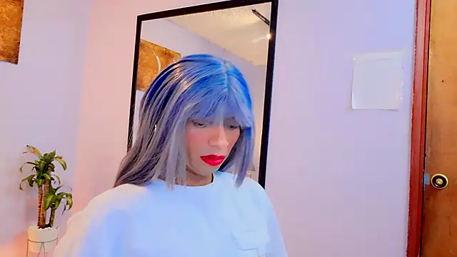 Snapshot of Marcello_Nova chatting on 11-08-25, 12:27 Marcello Nova online show from 11-08-25, 12:27