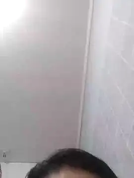 Cachorrinha2025 online show from 09-19-25, 07:47