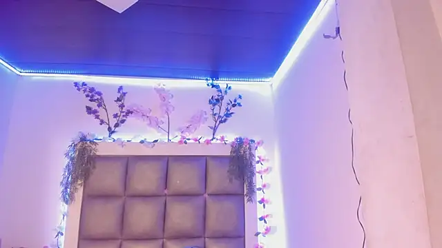 abbiecollins js online show from 02-26-26, 04:33