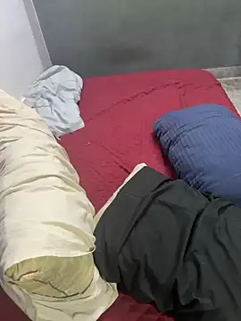 Worldwideshows13 online show from 12-15-25, 08:57