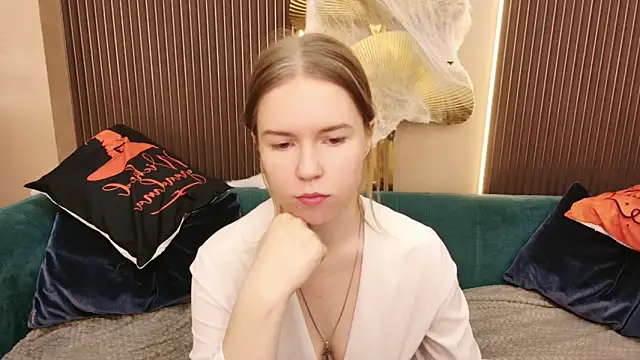 Alida Brice online show from 11-02-25, 05:43