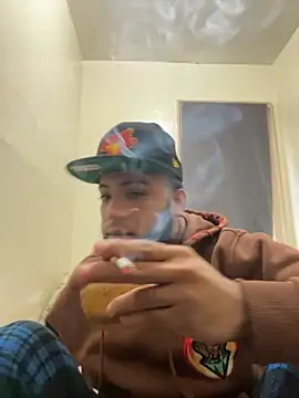 LeoPR00 online show from 10-29-25, 04:42