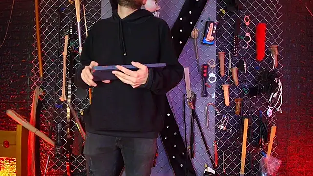 Snapshot of Dmorningstar_bdsm chatting on 12-02-25, 12:43 Dmorningstar bdsm online show from 12-02-25, 12:43