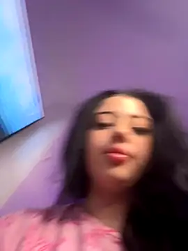 Snapshot of SexyNixy chatting on 11-17-25, 06:57 SexyNixy online show from 11-17-25, 06:57