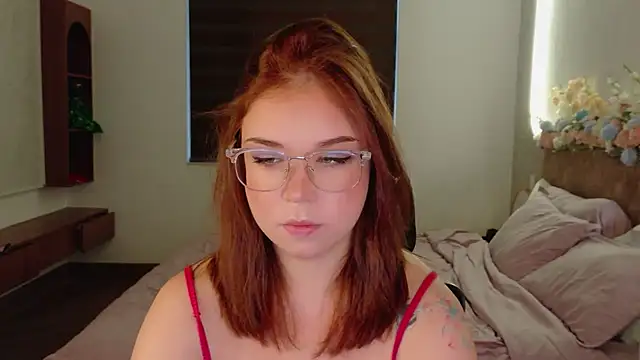 Lilith Bonheur online show from 05-26-26, 10:17
