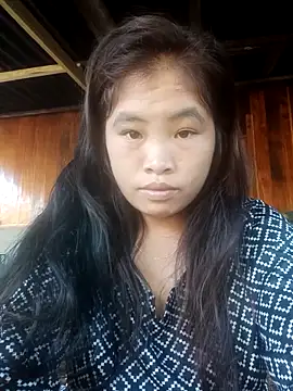 Snapshot of Luyen004 chatting on 10-05-25, 01:09 Luyen004 online show from 10-05-25, 01:09