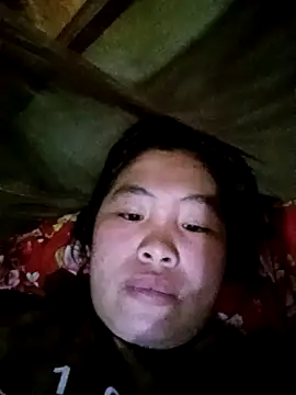 Snapshot of Luyen004 chatting on 03-03-26, 12:33 Luyen004 online show from 03-03-26, 12:33