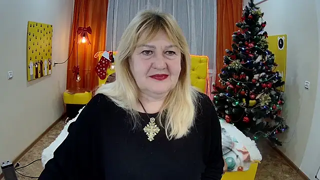 Snapshot of EmmaEllison chatting on 12-05-25, 07:28 EmmaEllison online show from 12-05-25, 07:28