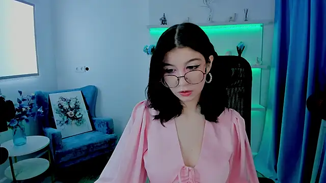 Snapshot of MeLLSawertyq chatting on 09-27-25, 11:37 MeLLSawertyq online show from 09-27-25, 11:37