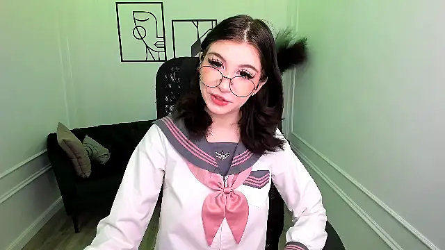 Snapshot of MeLLSawertyq chatting on 10-14-25, 07:47 MeLLSawertyq online show from 10-14-25, 07:47
