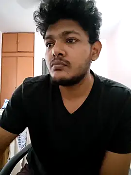 Snapshot of varun69247 chatting on 05-09-26, 06:18 varun69247 online show from 05-09-26, 06:18