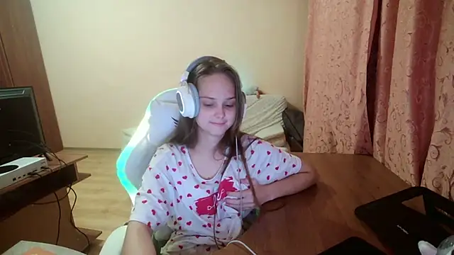 SharybbFace online show from 09-25-25, 04:11