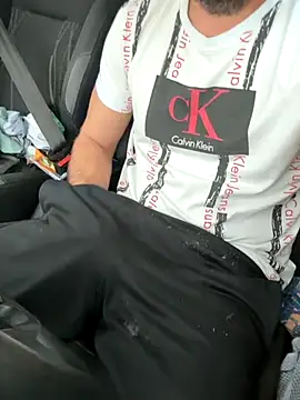 Snapshot of flambeur93 chatting on 10-25-25, 03:18 flambeur93 online show from 10-25-25, 03:18