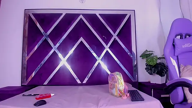 angelkyraasm online show from 02-25-26, 12:37