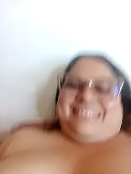 Snapshot of Chiki_hot92 chatting on 10-22-25, 12:22 Chiki hot92 online show from 10-22-25, 12:22