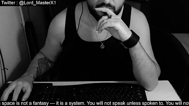 Snapshot of Lord_MasterX chatting on 10-14-25, 01:28 Lord MasterX online show from 10-14-25, 01:28
