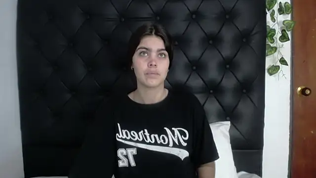 isabel 09 online show from 04-21-26, 01:28