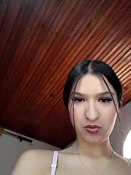 Snapshot of AggathaSanders_ chatting on 09-18-25, 01:35 AggathaSanders online show from 09-18-25, 01:35