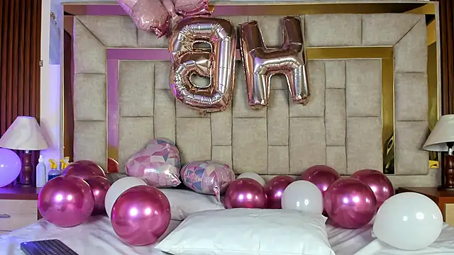 Snapshot of AggathaSanders_ chatting on 10-26-25, 12:55 AggathaSanders online show from 10-26-25, 12:55