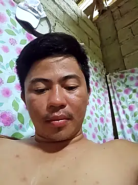 Snapshot of Naughtyboy_69xx chatting on 09-14-25, 07:29 Naughtyboy 69xx online show from 09-14-25, 07:29