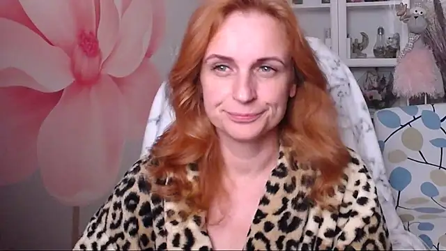 Snapshot of Venus_love1 chatting on 10-10-25, 05:12 Venus love1 online show from 10-10-25, 05:12