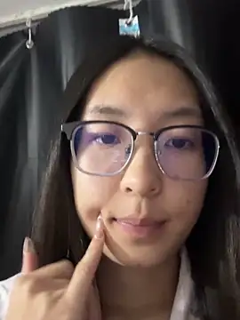 xiaobaimao6 online show from 11-09-25, 03:32