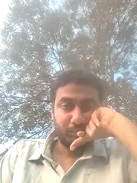 Snapshot of ndon63421 chatting on 11-28-25, 11:35 ndon63421 online show from 11-28-25, 11:35